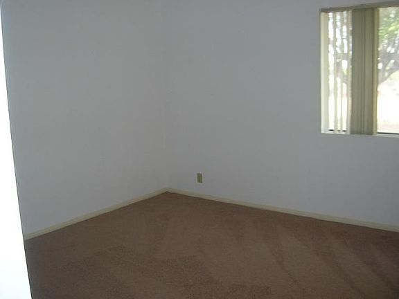 2nd image of 3182 San Benito Ave