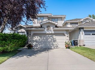 255 S Douglas Woods Dr SE, Calgary, AB T2Z 2E8