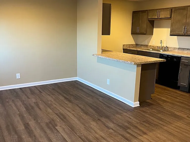 648 Stowe Ct #1 — Photo 10