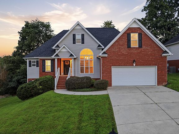 2nd image of 7821 Slatermill Dr