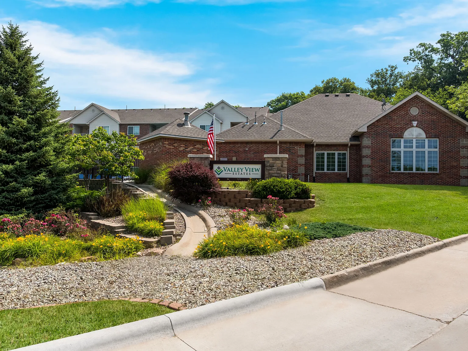 Valley View Estates — Photo 2