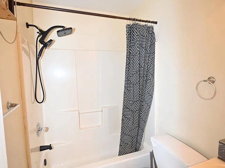 9172 Granite Ct — Photo 42