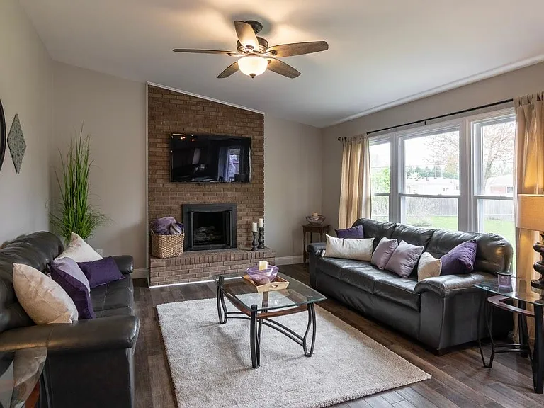 28222 Saint Louise Dr — Photo 3