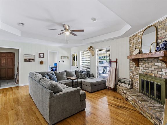 4th image of 16911 Whispering Pines Dr