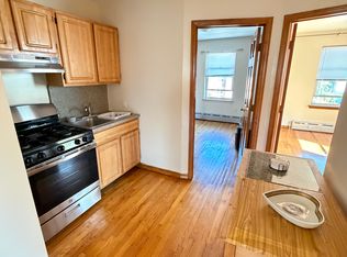2820 21st Ave #3, Astoria, NY 11105