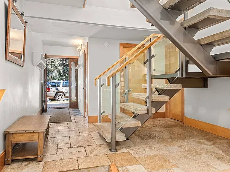 625 S West End St #8 — Photo 7