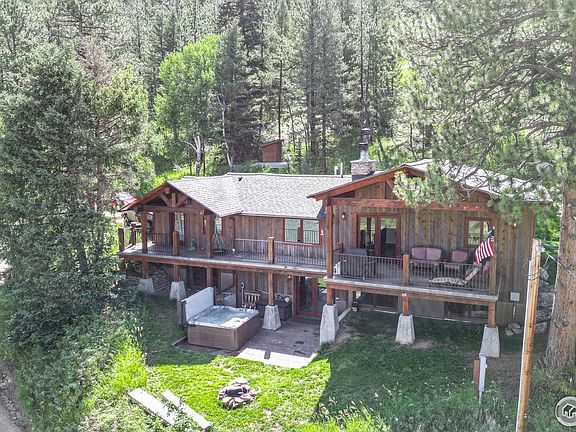3rd image of 56 Crosier Mountain Trl
