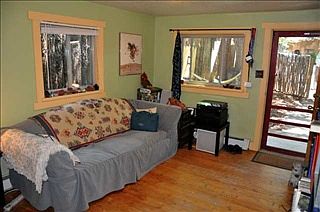 2nd image of 312C Burch St