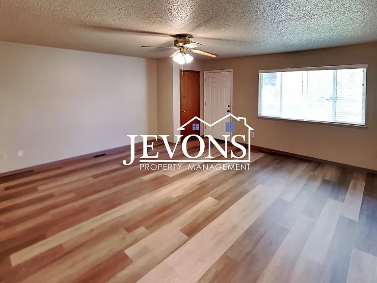 111 N 69th Ave #111 — Photo 19