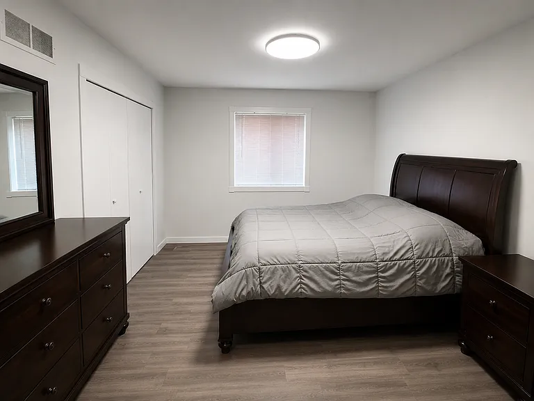 3539 Chippendale Dr — Photo 14