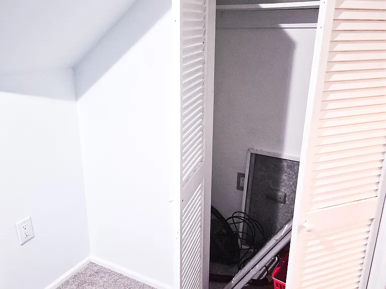 57 Congers Rd #G — Photo 40