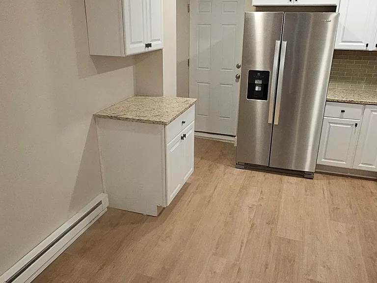 2065 E Somerset St — Photo 29