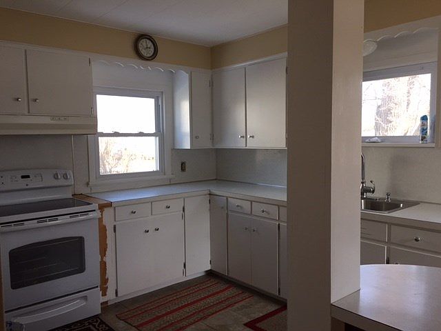 2nd image of 325 Park Ave SE
