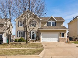 118 S 42nd St, West Des Moines, IA 50265