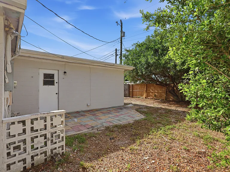 10568 117th Dr — Photo 11