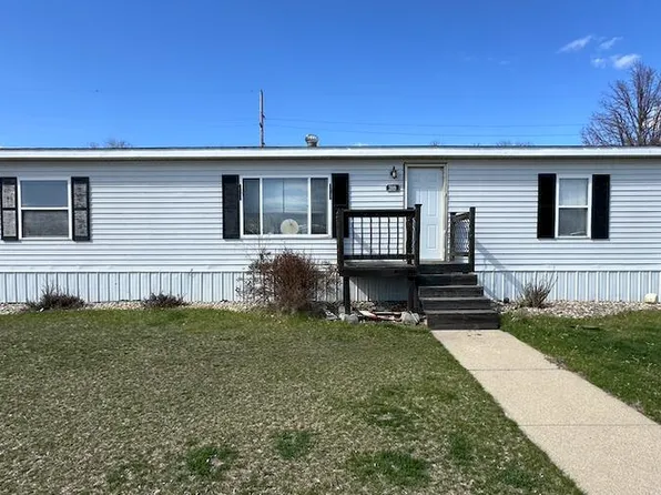 2019 10th Ave SW, Watertown, SD 57201