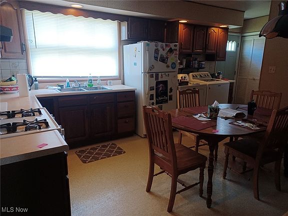 5th image of 3308 Elm Hill Dr NW