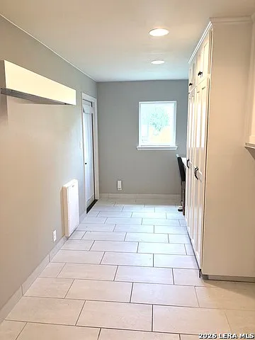 737 Morningside Dr — Photo 12