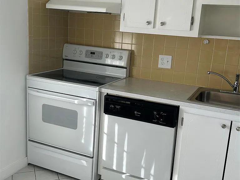 7807 Golf Circle Dr #205 — Photo 8