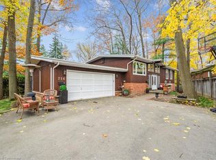 756 King Rd, Burlington, ON L7T3K6