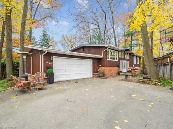 756 King Rd, Burlington, ON L7T 3K6