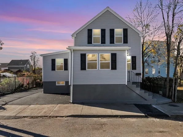 2 Murray St, Lynn, MA 01905