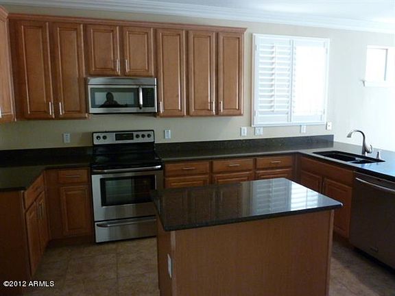 3rd image of 17622 W Statler Dr