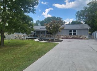 104 Hemlock Ct, Sevierville, TN 37862