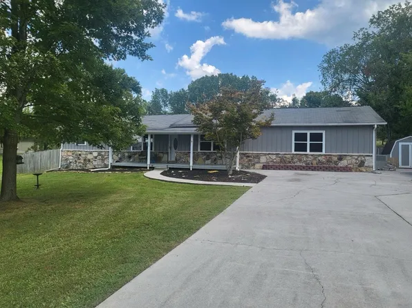 104 Hemlock Ct, Sevierville, TN 37862