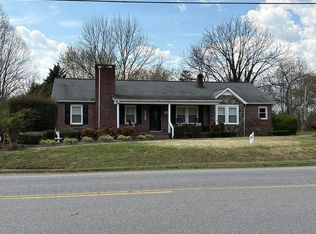 907 Sparta Rd, North Wilkesboro, NC 28659