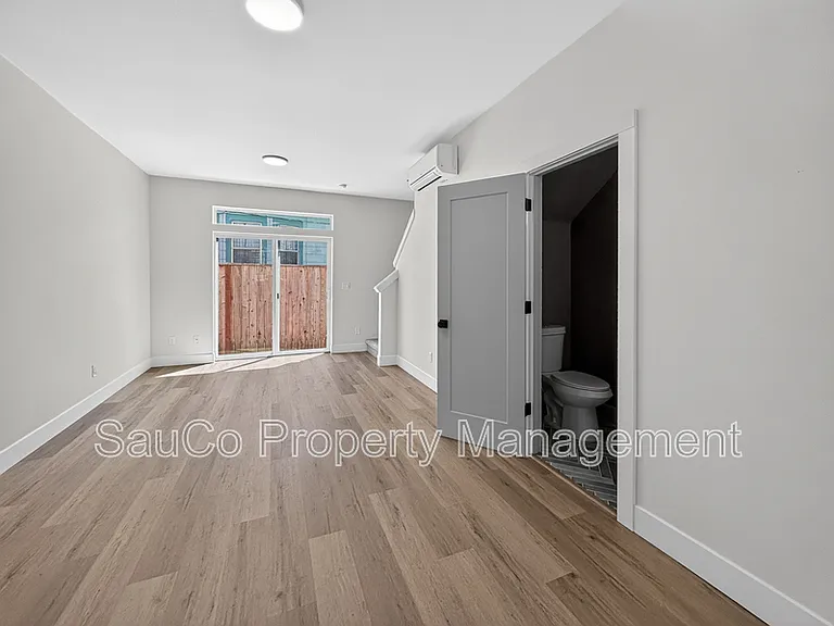 5032 NE 14th Ave #2 — Photo 9