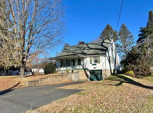 95 Crestview Blvd, Warren, PA 16365