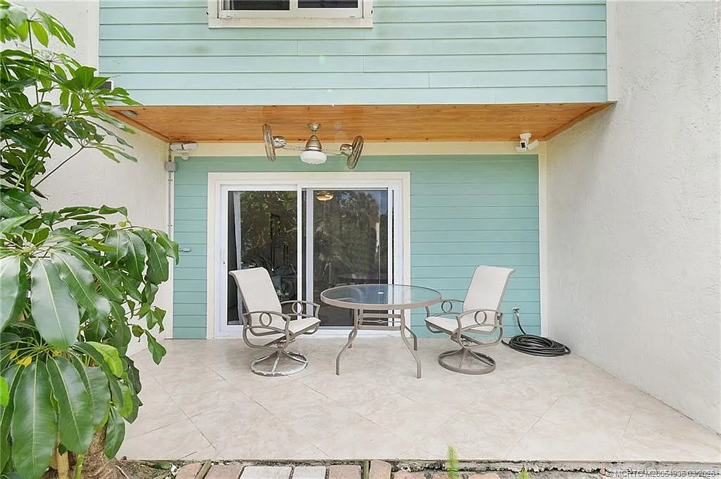 2 bed, 1.5 bath, 986 sqft, $2,300 — Photo 4