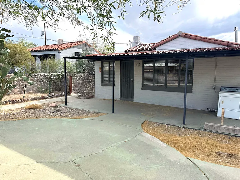 132 N Santa Rita Ave — Photo 21