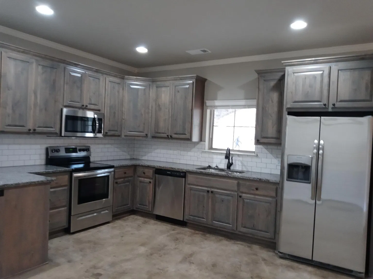 3 bed, 1300 sqft, $1,500 — Photo 4