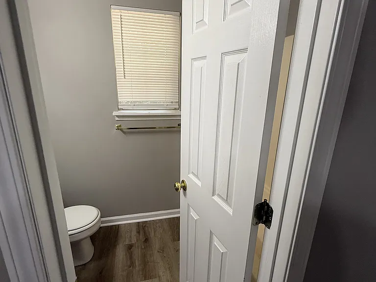 367 Templeton Dr — Photo 29