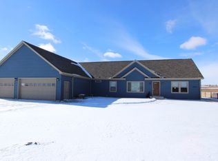 5463 Mathew Ave, Williston, ND 58801