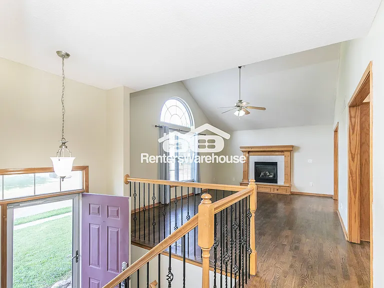 804 Stratford Dr — Photo 7