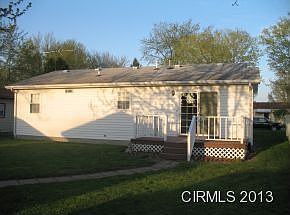 2nd image of 810 Poplar St