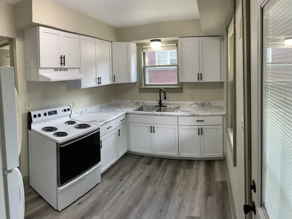 1302 N 4th St #1, Wausau, WI 54403