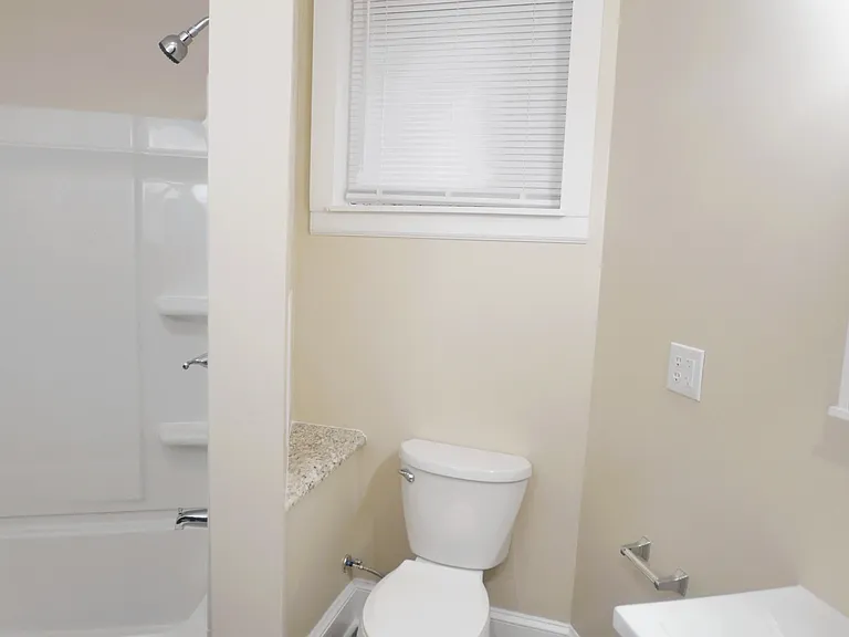 514 Main St #101 — Photo 5