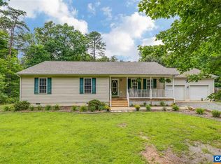 9689 Shannon Hill Rd, Louisa, VA 23093