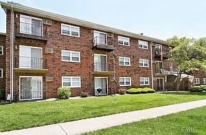 1st image of 10435 S Menard Ave #212