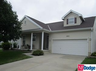 8815 S 166th St, Omaha, NE 68136