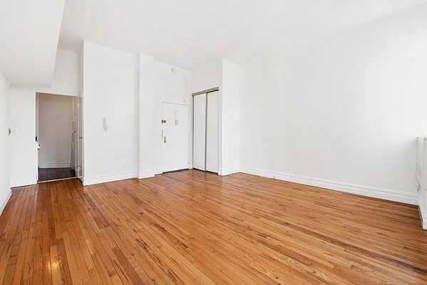 Rented by Compass | media 3