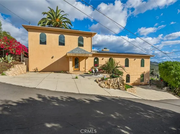 20227 Ash Ln, Escondido, CA 92029