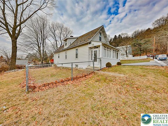 3rd image of 1138 Loxley Ln