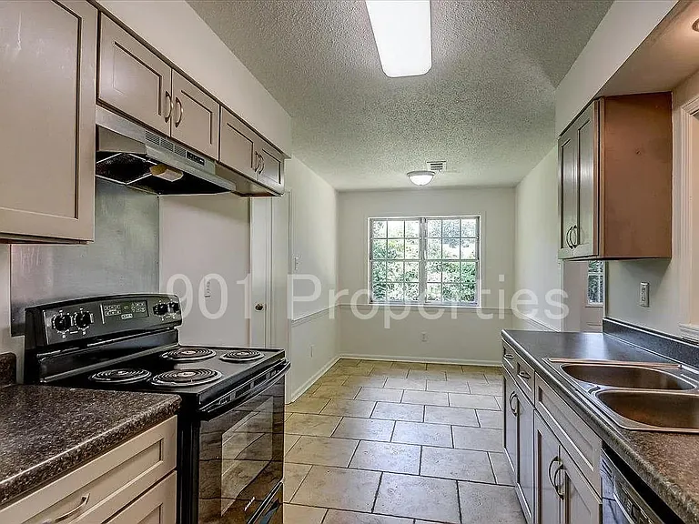 5548 Montpelier Dr — Photo 8