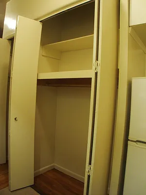 Rented by DSA Realty Midtown West | media 25