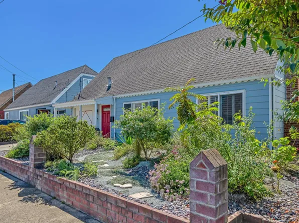 428 Glasgow Dr, Pacifica, CA 94044